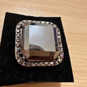 Elegant Silver-Toned Statement Ring